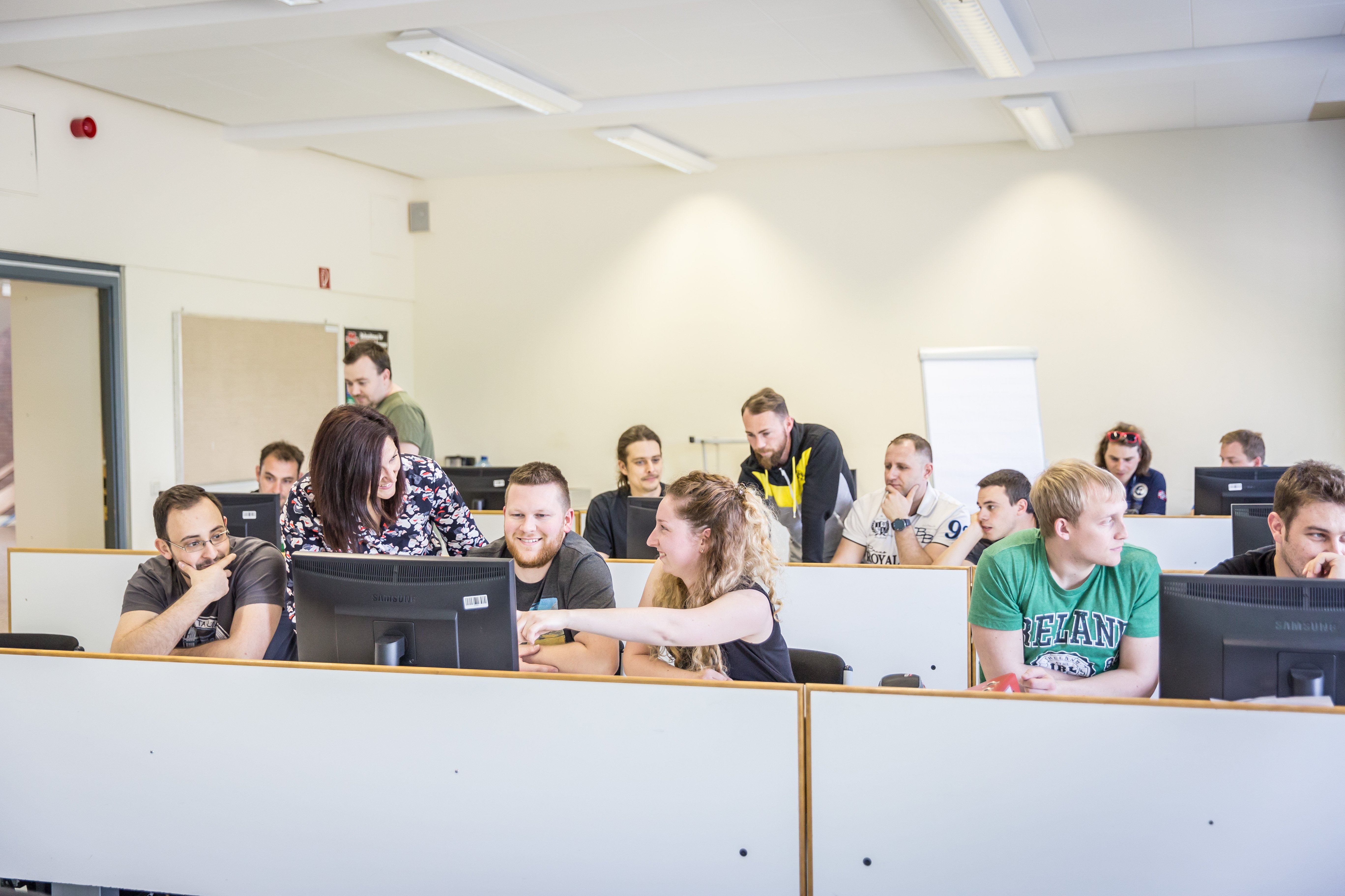 Industriemeisterschule IHK-Bildungszentrum Bonn/Rhein-Sieg Industriemeisterschule IHK-Bildungszentrum Bonn/Rhein-Sieg