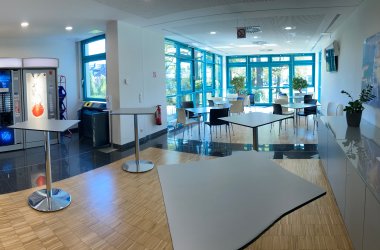 Cafeteria des IHK-Bildungszentrums Bonn/Rhein-Sieg.