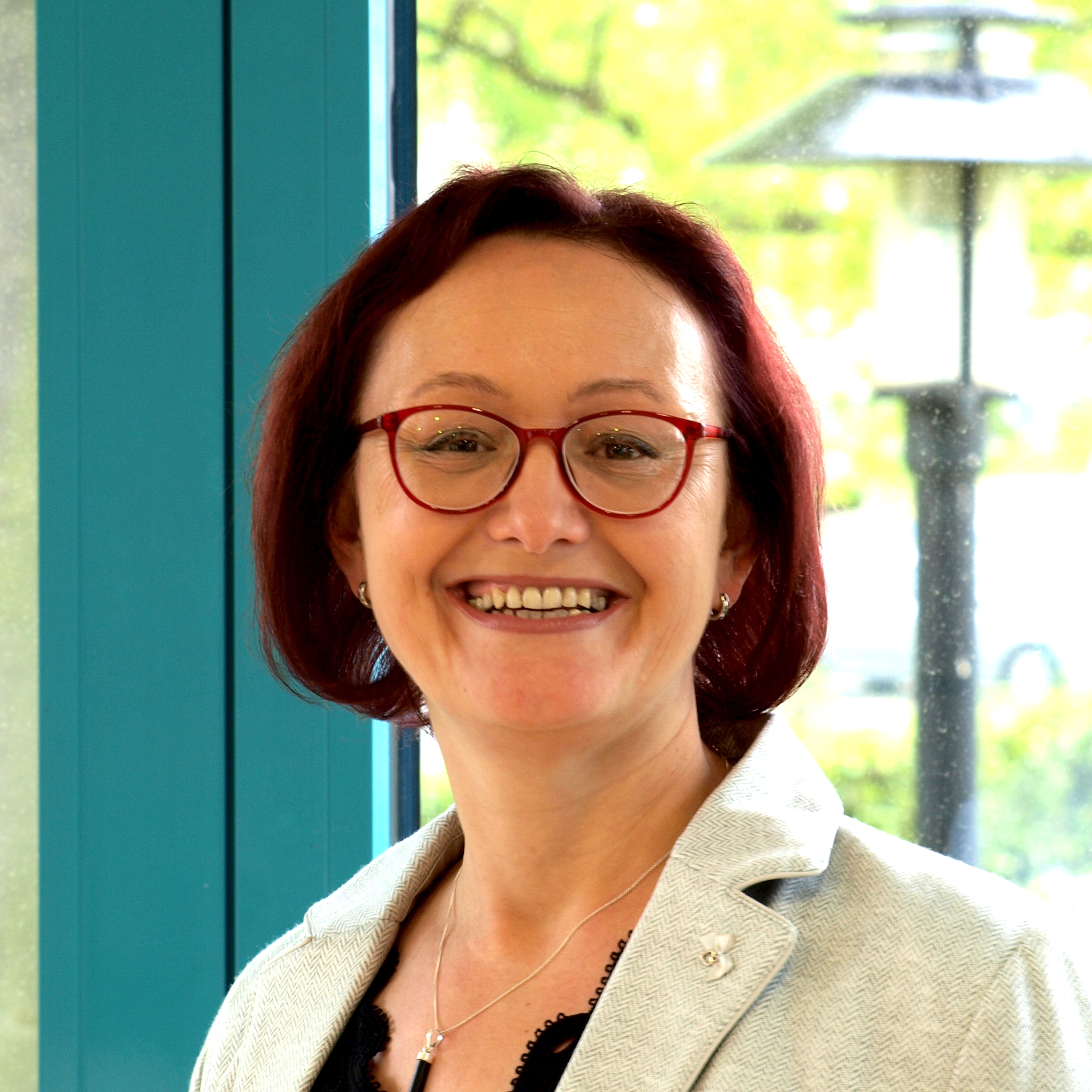 Tanja Baur IHK-Bildungszentrum Bonn/Rhein-Sieg Tanja Baur IHK-Bildungszentrum Bonn/Rhein-Sieg